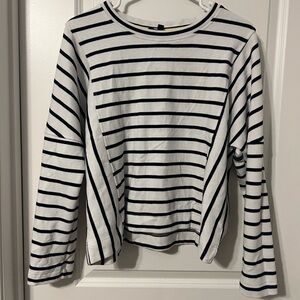 Jane + Delaney Medium black and white blouse